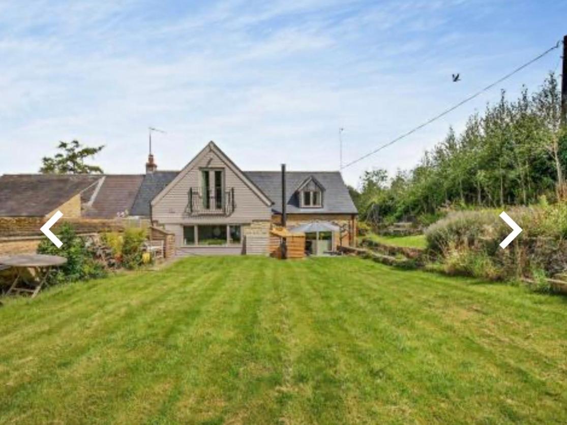 Luxury Country Cottage With A View Enstone Esterno foto