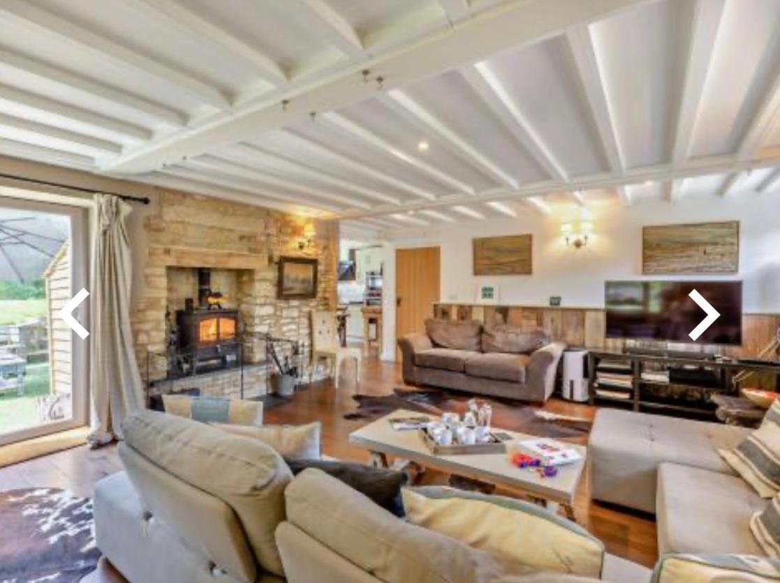 Luxury Country Cottage With A View Enstone Esterno foto