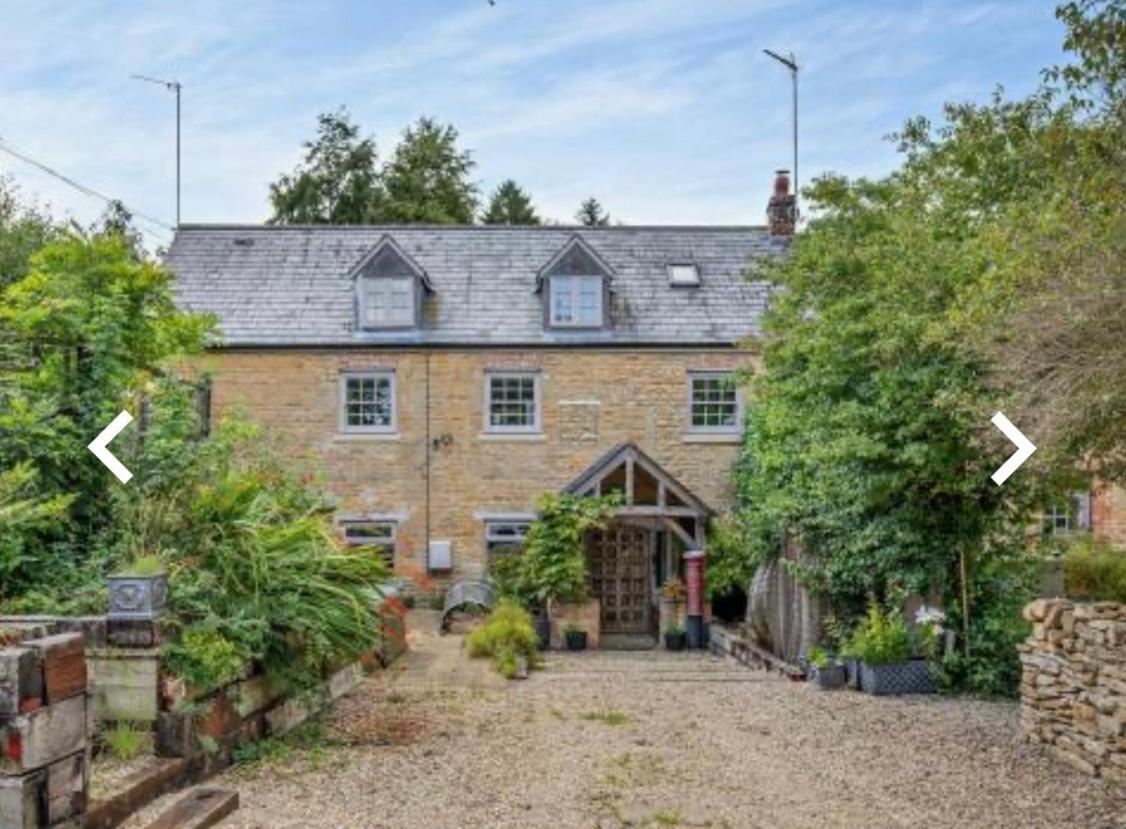 Luxury Country Cottage With A View Enstone Esterno foto